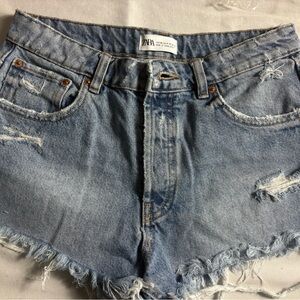 Zara Women's Light Blue Distressed Jean Shorts